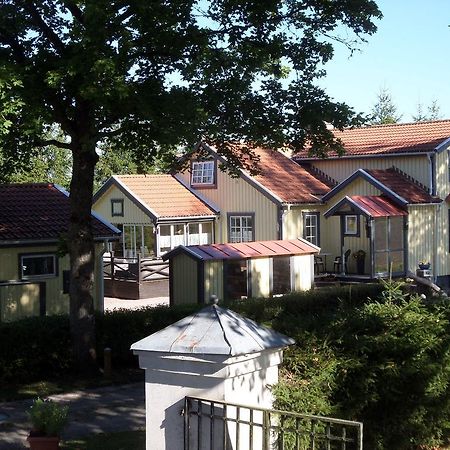 Skogis Bed & Breakfast Katrineholm Luaran gambar