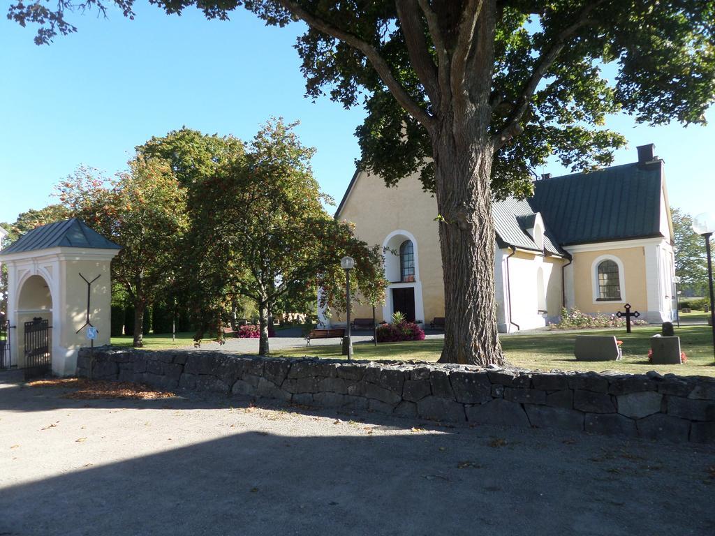 Skogis Bed & Breakfast Katrineholm Luaran gambar