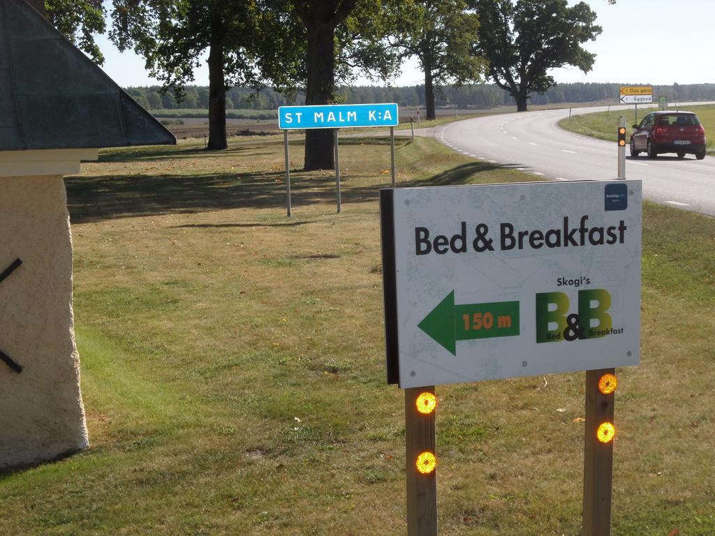 Skogis Bed & Breakfast Katrineholm Luaran gambar